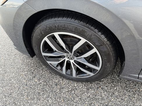 New 2025 Volkswagen Jetta SE image 7