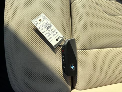 Used 2025 BMW X3 xDrive30i w/ Premium Package AWD/4WD image 29