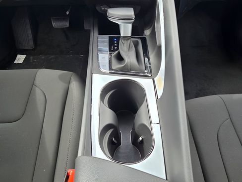 New 2025 Hyundai Elantra Blue image 27