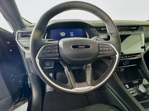 New 2026 Jeep Grand Cherokee L 4WD image 16