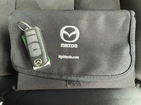 Used 2018 MAZDA CX-5 Touring w/ Preferred Equipment Package AWD/4WD image 30