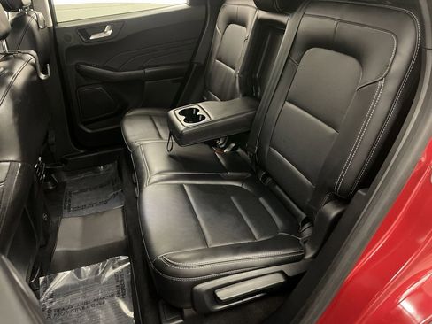 Used 2021 Ford Escape SEL w/ Technology Package image 17