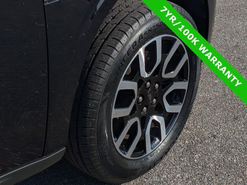 Certified 2024 Ford Maverick Lariat image 12