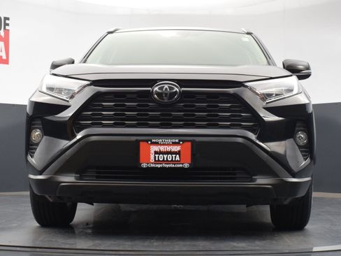Used 2019 Toyota RAV4 XLE image 30