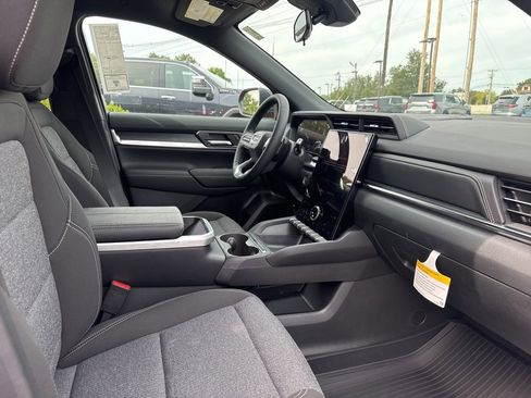 New 2026 GMC Terrain Elevation w/ LPO, Floor Liner Package image 11