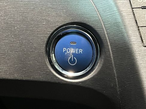 Used 2014 Toyota Prius Prime Advanced FWD image 23