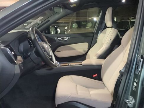 New 2026 Volvo XC60 B5 Core w/ Climate Package image 12