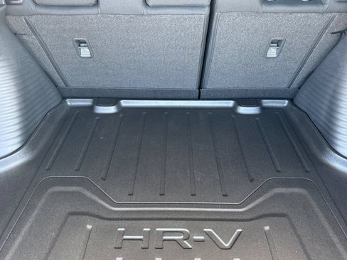New 2027 Honda HR-V LX image 16