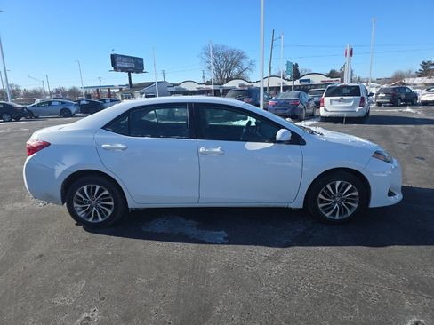 Used 2019 Toyota Corolla LE image 5