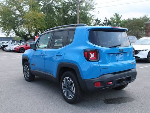Used 2015 Jeep Renegade Trailhawk w/ Premium Leather Group AWD/4WD image 37