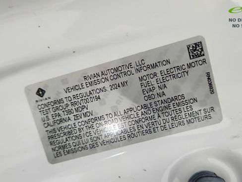 Used 2024 Rivian R1S Adventure AWD/4WD image 64