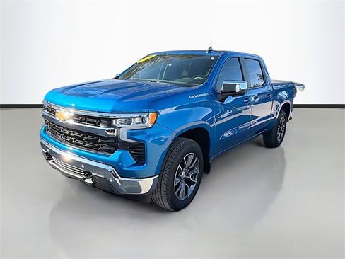 Used 2024 Chevrolet Silverado 1500 LT w/ Safety Package image 2