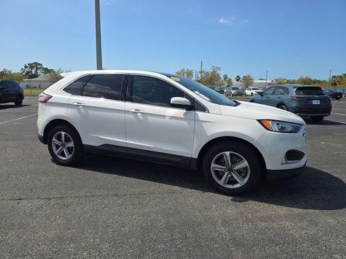 Used 2021 Ford Edge SEL w/ Convenience Package image 2