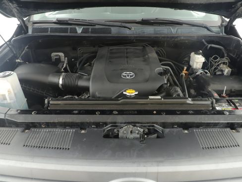 Used 2014 Toyota Tundra SR5 image 6