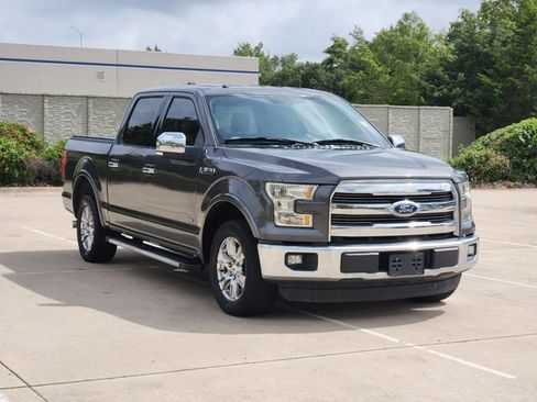 Used 2015 Ford F150 Lariat RWD image 3