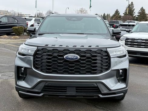 New 2026 Ford Explorer ST-Line image 3