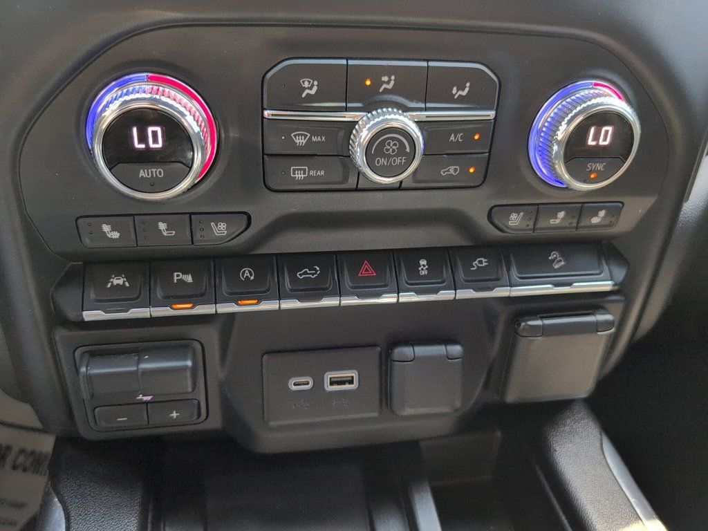 Used 2020 GMC Sierra 1500 AT4 w/ AT4 Premium Package AWD/4WD image 19
