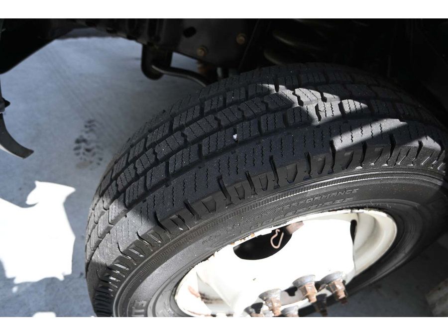 Used 2015 Ford E-350 and Econoline 350 Super Duty RWD image 11