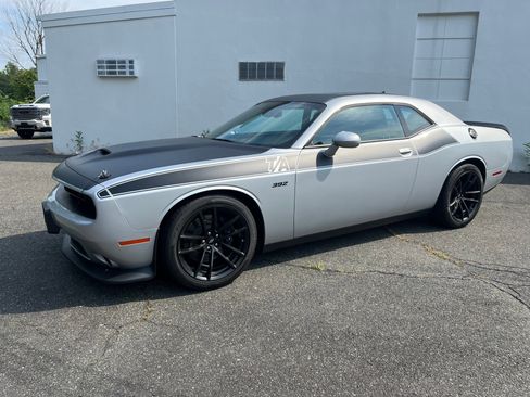 Used 2022 Dodge Challenger R/T Scat Pack w/ T/A Package image 7