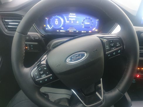Used 2022 Ford Escape SEL w/ Technology Package image 23