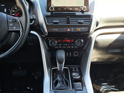 Used 2024 Mitsubishi Eclipse Cross SEL image 24