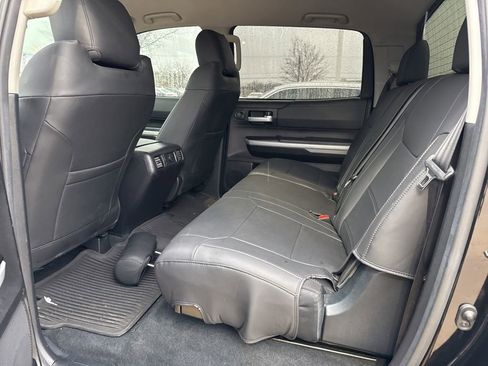 Used 2021 Toyota Tundra SR5 w/ Trail Edition image 17