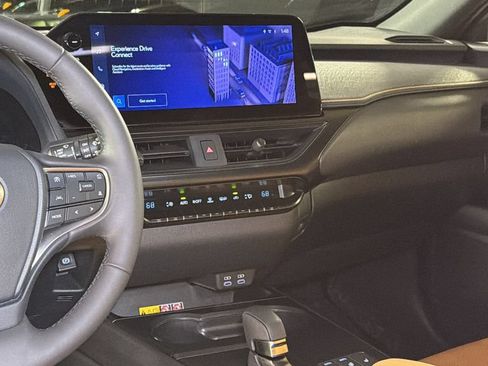 Certified 2025 Lexus UX 300h AWD w/ Accessory Package (Z2) image 19