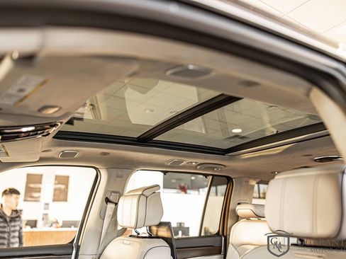 Used 2022 Jeep Grand Wagoneer Series II w/ Premium Group II image 31
