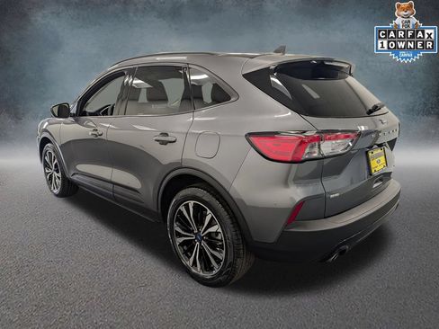 Used 2022 Ford Escape SE w/ SE Sport Appearance Package AWD/4WD image 6