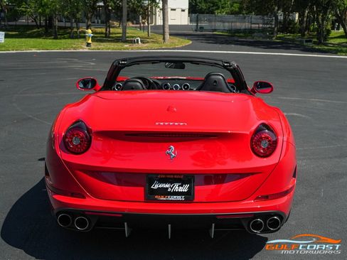 Used 2015 Ferrari California T image 56