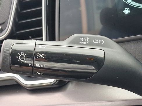 Used 2023 Kia Sportage EX image 27