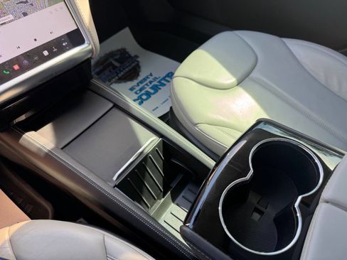 Used 2015 Tesla Model S 85D image 19