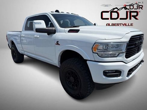 Used 2023 RAM 2500 Limited AWD/4WD image 1