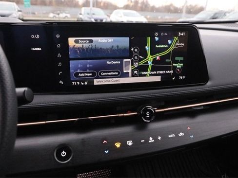 Certified 2023 Nissan Ariya AWD image 15