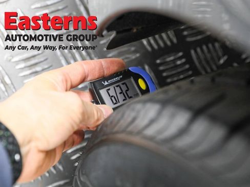 Used 2017 Hyundai Elantra SE w/ Cargo Package image 23