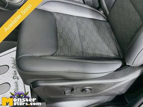 Used 2022 RAM 1500 Sport w/ Rebel Level 2 Equipment Group AWD/4WD image 19