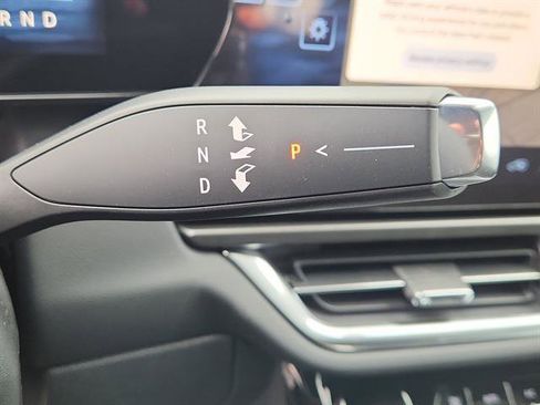 New 2026 Chevrolet Equinox EV LT image 17