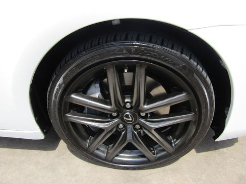 Used 2017 Lexus IS 200t F Sport w/ F Sport Package RWD image 7