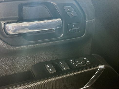 Used 2022 GMC Sierra 2500 AT4 w/ Gooseneck/5TH Wheel Package image 22