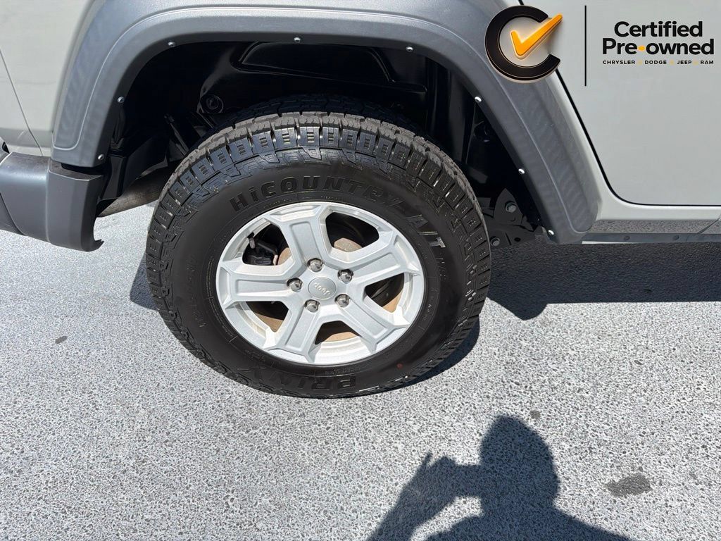 Certified 2022 Jeep Wrangler Unlimited Sport AWD/4WD image 15
