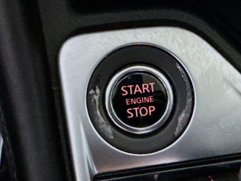 Used 2024 Nissan Sentra SR w/ SR Premium Package FWD image 21