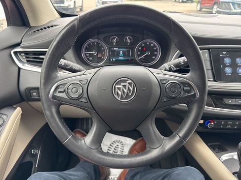 Certified 2018 Buick Enclave Essence image 19