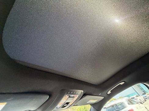 Certified 2022 Mercedes-Benz GLB 250 4MATIC image 15