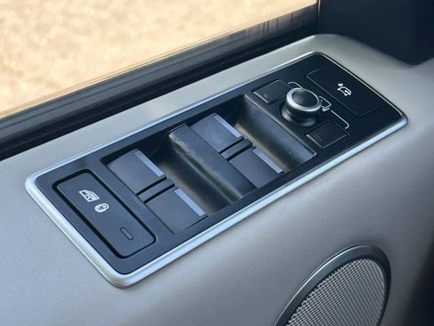 Used 2017 Land Rover Range Rover Autobiography AWD/4WD image 14