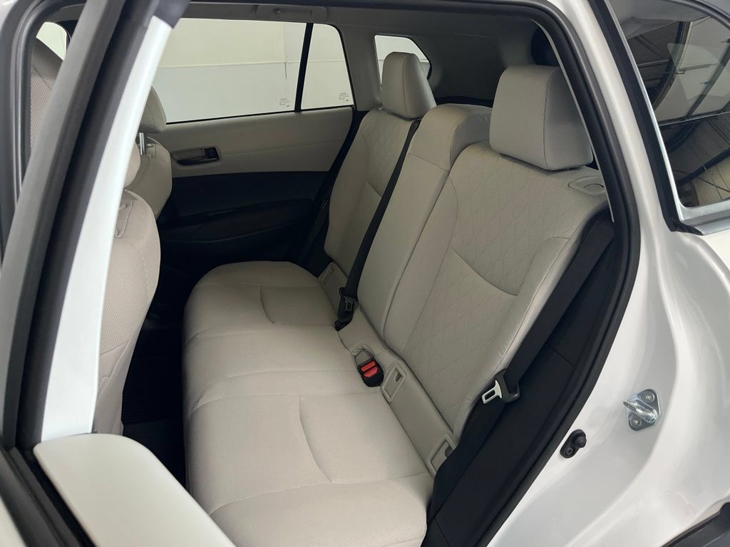 Used 2026 Toyota Corolla Cross LE AWD/4WD image 18