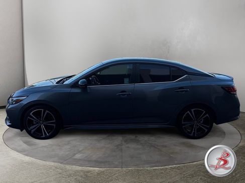 Used 2021 Nissan Sentra SR FWD image 4