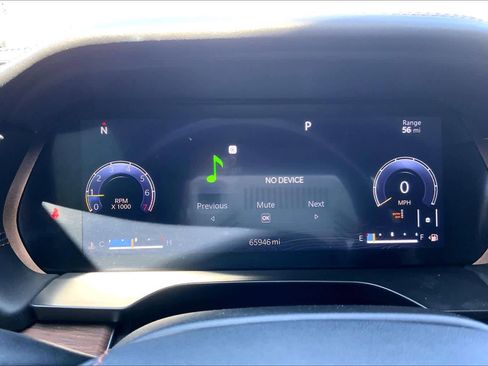 Used 2022 Jeep Grand Cherokee L Summit w/ Luxury Tech Group V image 23