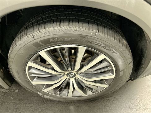 Used 2022 INFINITI QX60 Sensory w/ Cargo Package image 8