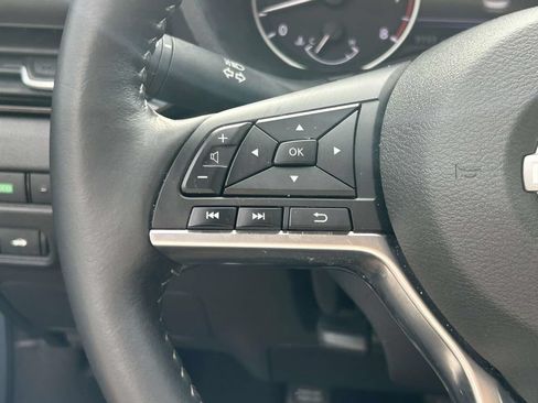 Used 2025 Nissan Sentra SV w/ All-Weather Package FWD image 21
