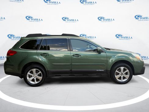 Used 2014 Subaru Outback 3.6R Limited w/ Moonroof Package AWD/4WD image 6